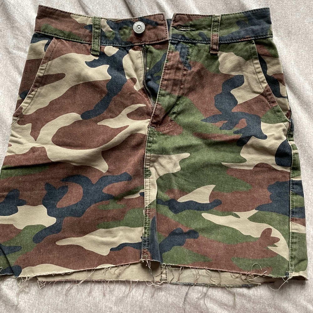 Camo skirt